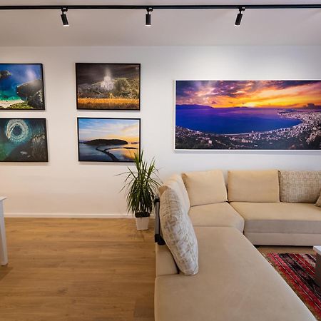Victoria Lungomare Apartment Vlorë Exteriör bild