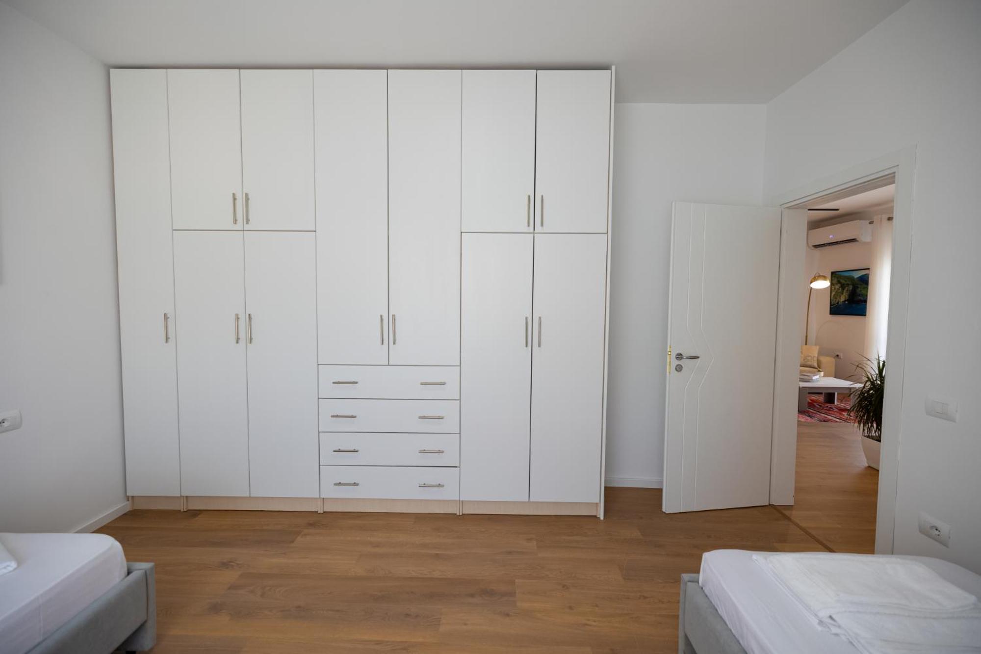 Victoria Lungomare Apartment Vlorë Exteriör bild