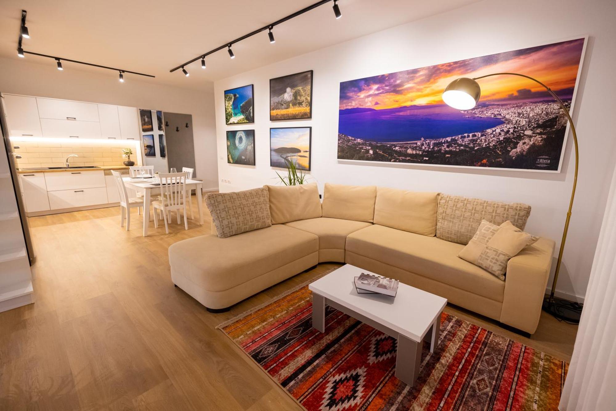 Victoria Lungomare Apartment Vlorë Exteriör bild